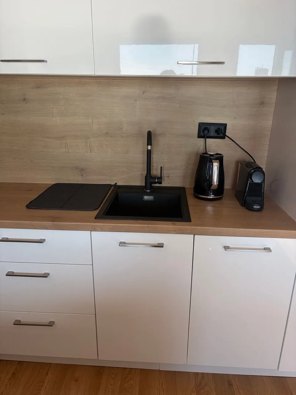 Kitchen · Apartment Tehelko